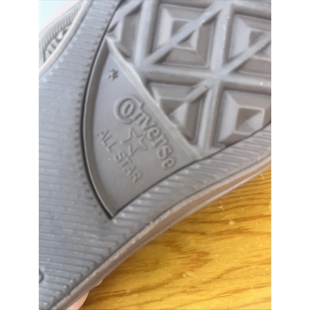 Converse 13 youth great